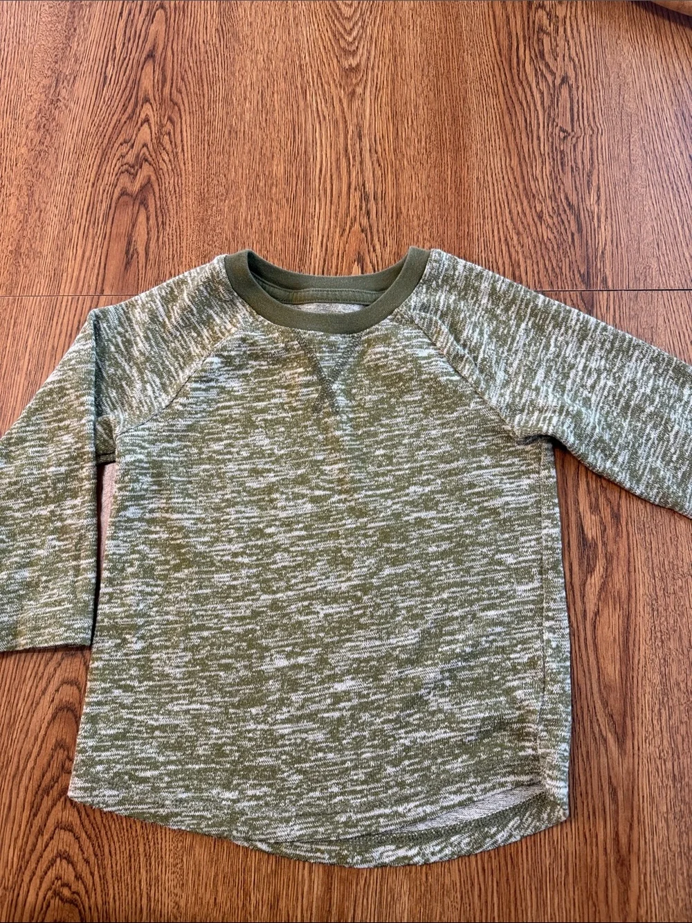 Toddler long-sleeved shirts Lot of 3